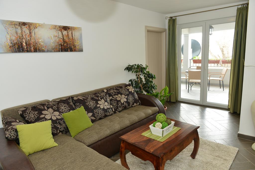 Apartments Kuljace Sveti Stefan Buitenkant foto