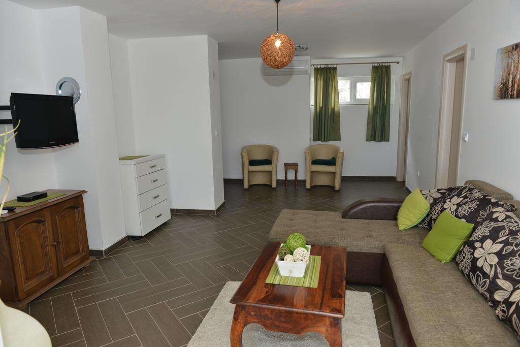 Apartments Kuljace Sveti Stefan Buitenkant foto